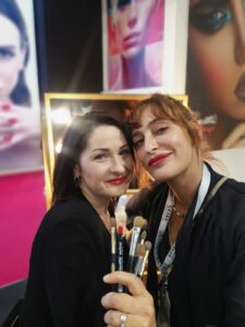 bCHANGE presenta le sue visioni per il futuro della moda al Cosmoprof.