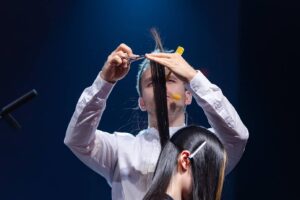 Dinamiche di Design, Kadus incontra Sassoon Nuove dinamiche di design capillare all'incontro tra Kadus e Sassoon.